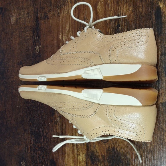 Enzo Angiolini Leather Lace-up Flats - Picture 9 of 12